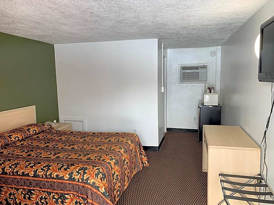 Budget Lodge Newton Falls