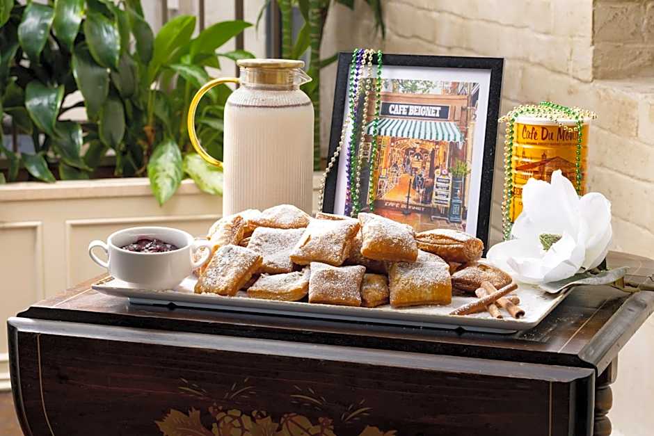 THE RIVERFRONT HOTEL NEW ORLEANS