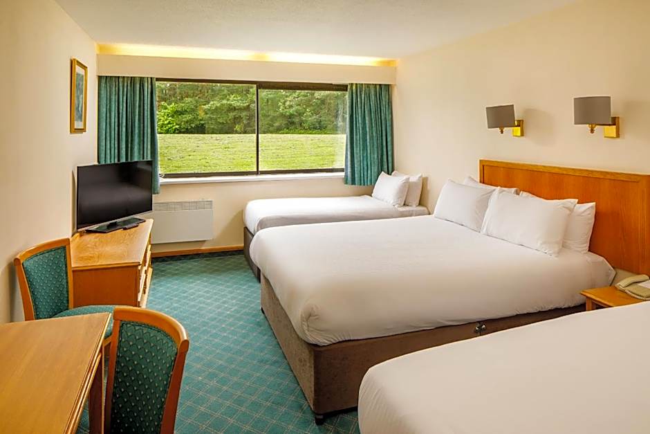 Mercure Livingston Hotel