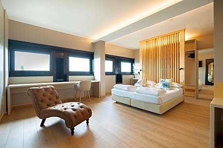 Suite with Spa Bath and Sauna