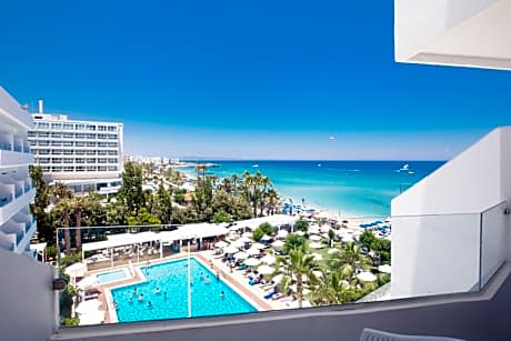 Standard Double or Twin Room with Side Sea View