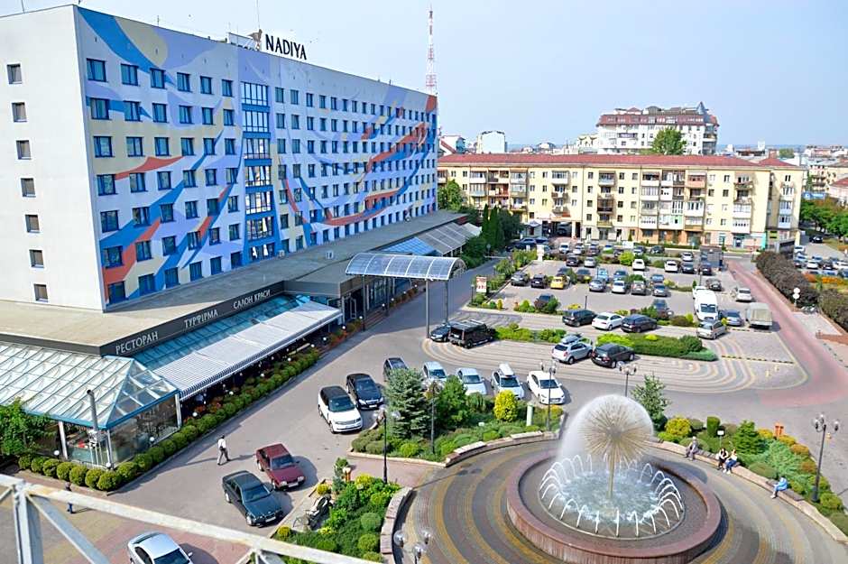 Nadiya Hotel