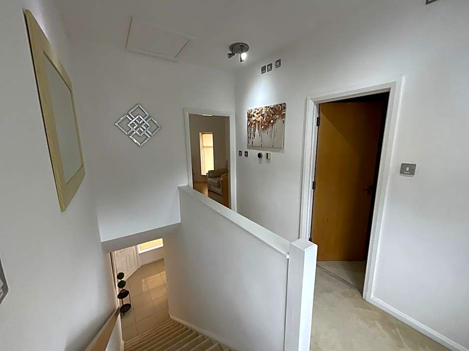 Earle House Serviced Apartments