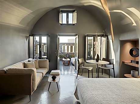 1 Bed Hearing Mobility Accessible Tub Non-Smoking