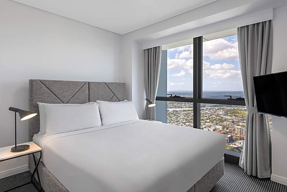 Meriton Suites Adelaide Street, Brisbane