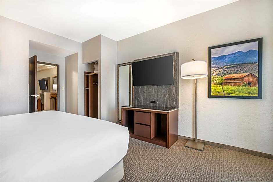 Drury Plaza Hotel Flagstaff