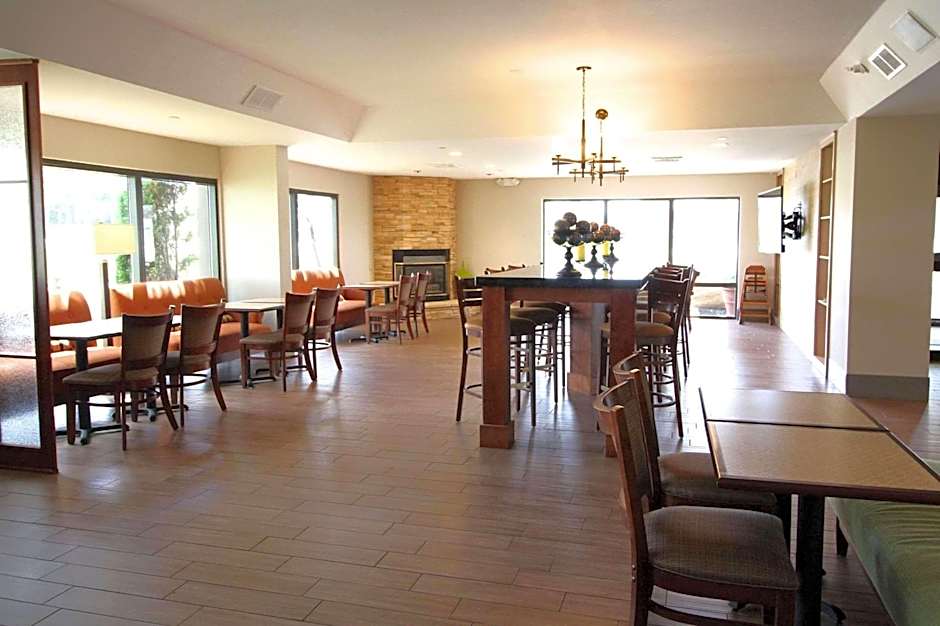 Country Inn & Suites by Radisson, Sandusky South, OH