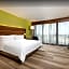 Holiday Inn Express & Suites Santa Ana - Orange County