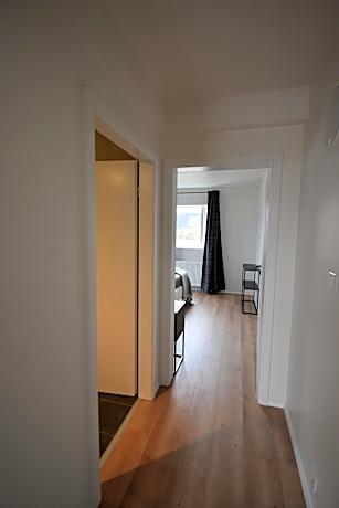 Apartment with Mountain View