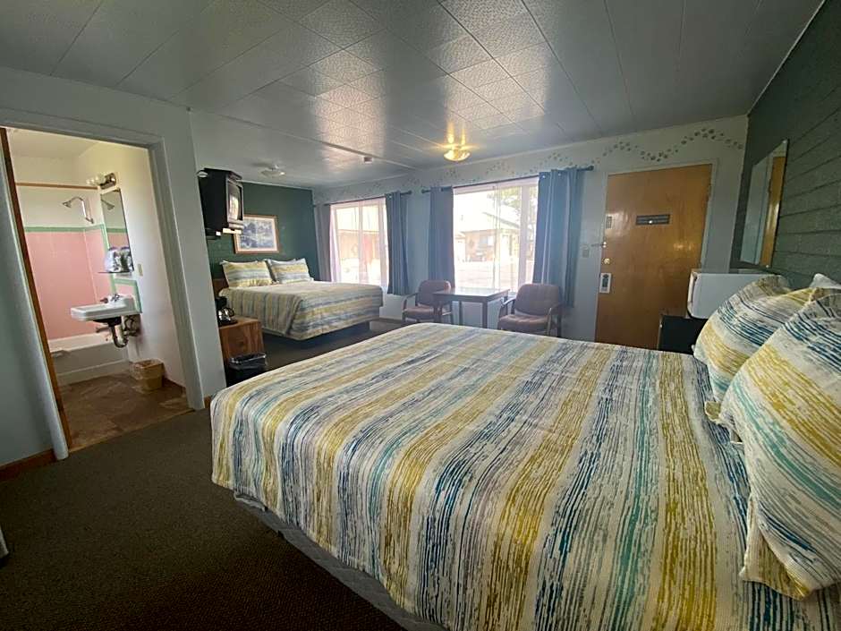 Lamplighter Lodge