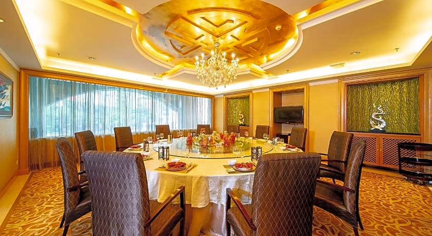 Grand International Hotel