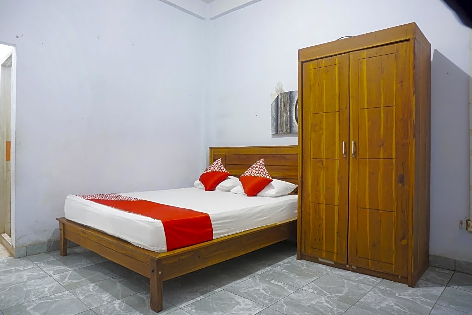 Hotel O Anggrek Homes Makassar