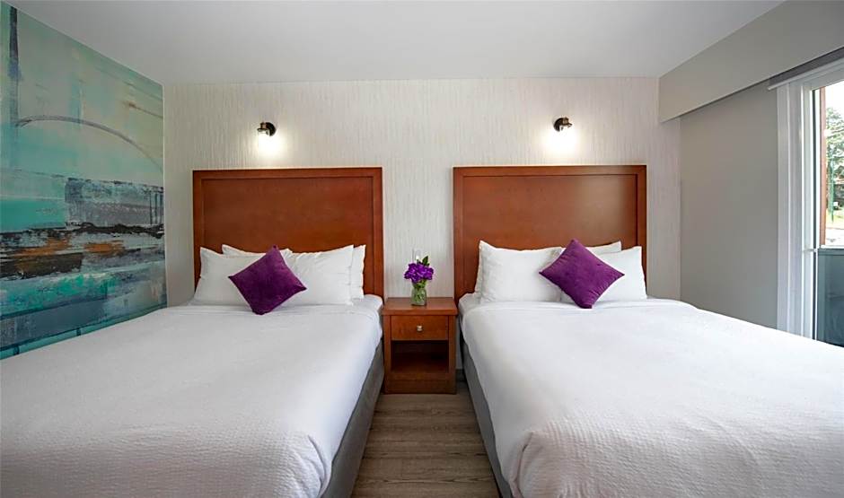 Coast Metro Vancouver Hotel