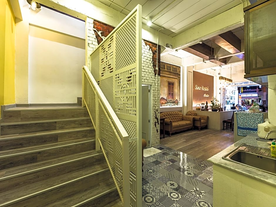 Sino Hostel @ Kata