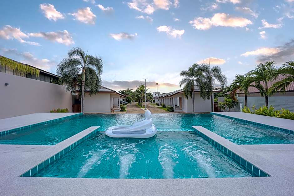AKARD Private Villas Sattahip
