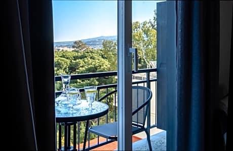 Double or Twin Room with Side Sea View