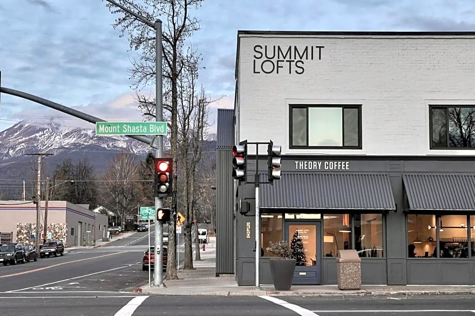 Summit Lofts Boutique Hotel