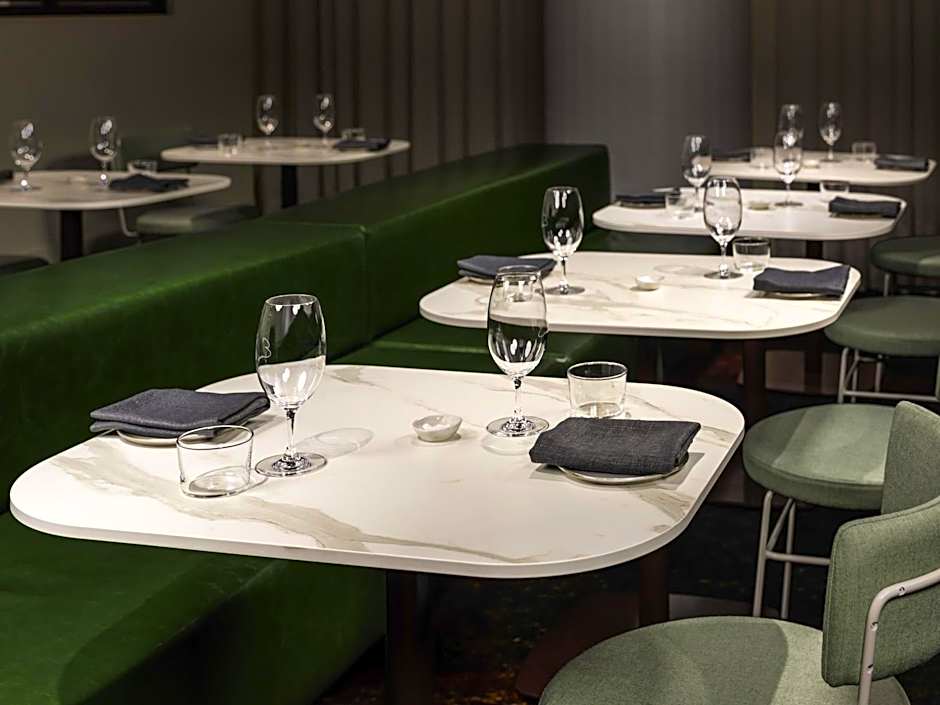 Pullman Melbourne City Centre