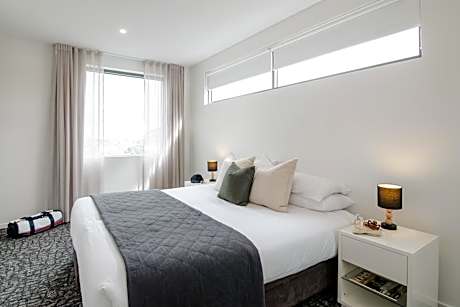 One Bedroom Apartment