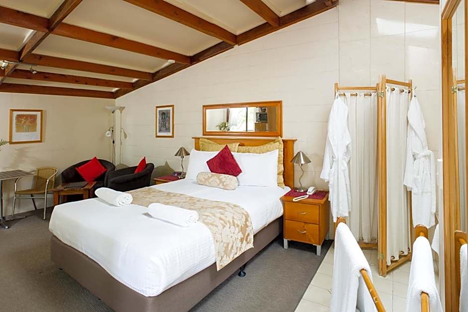 Blackheath Motor Inn