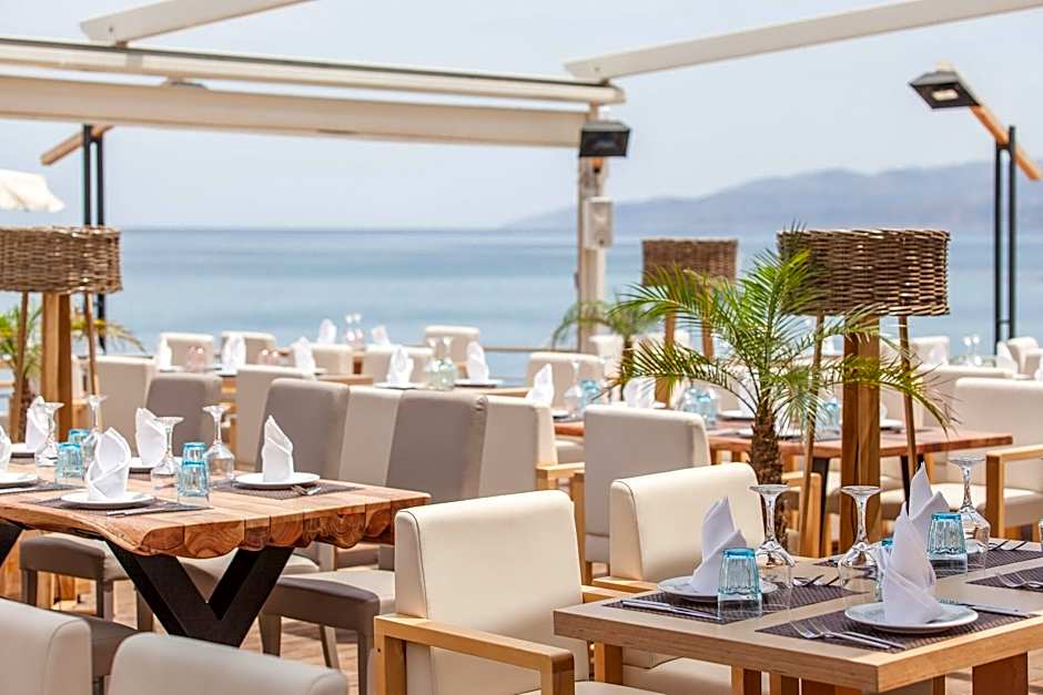 Elmi Suites Beach Hotel