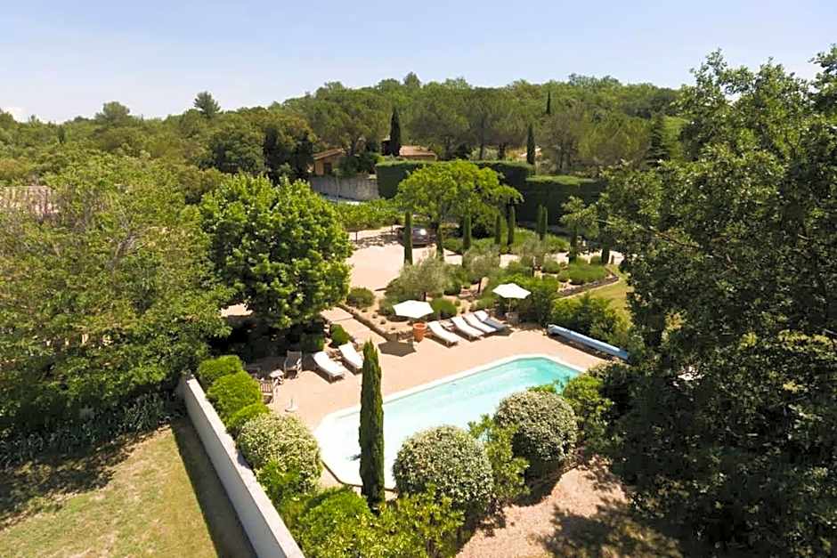 Superbe Villa provençale à deux pas de Gordes
