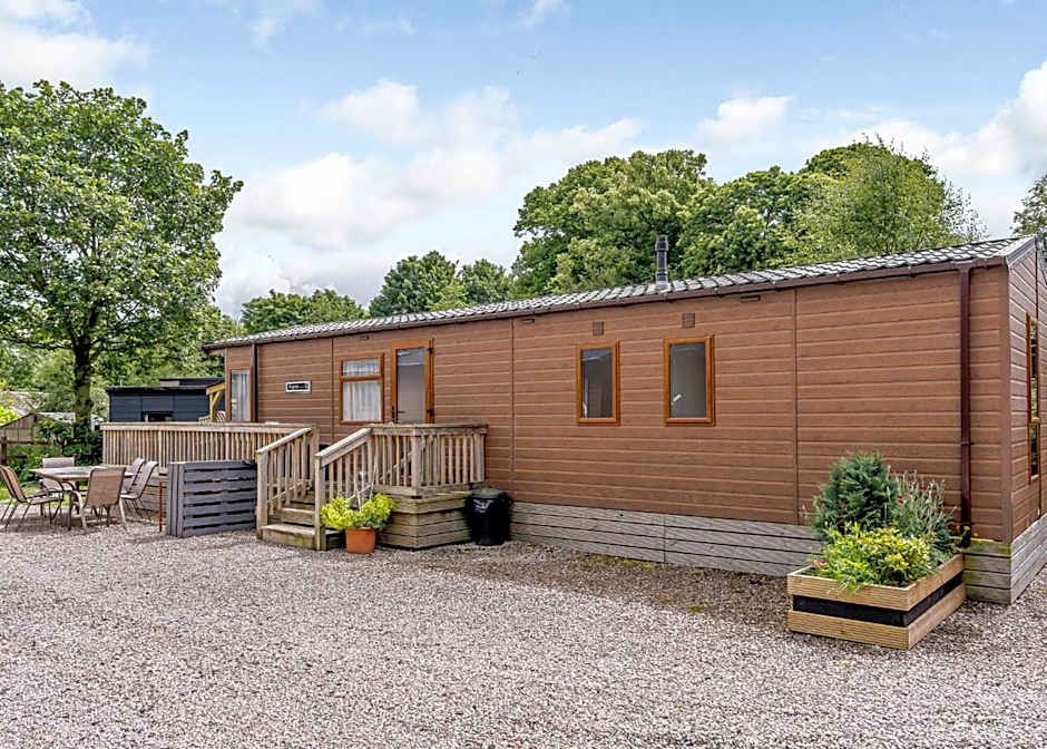Calthwaite Hall Lodges