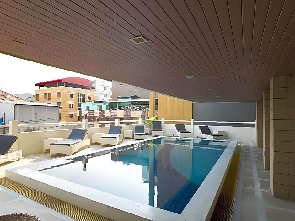 The One Hotel Bay Breeze Pattaya