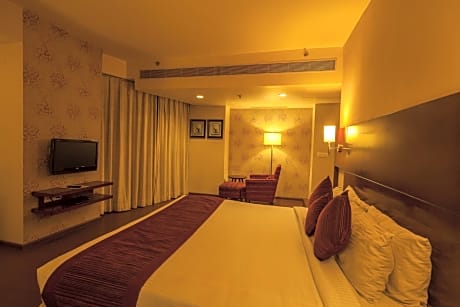 Royal Deluxe Double or Twin Room