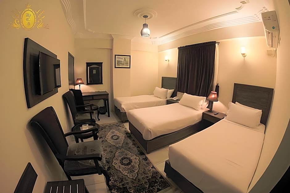 Hotel Crown Inn