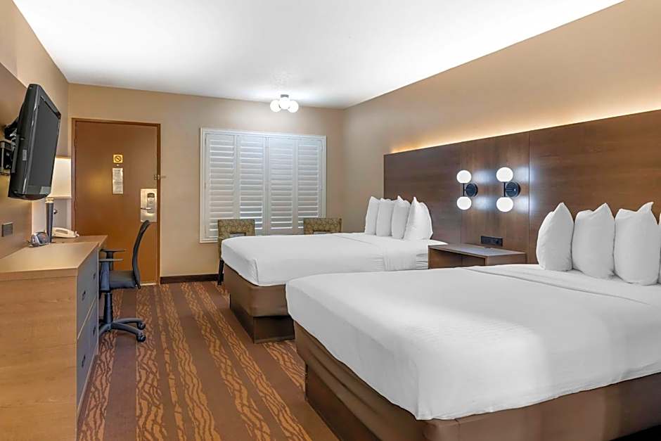 Best Western Plus Stovall's Inn