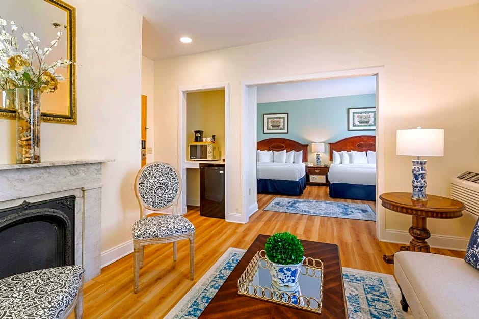The Carriage House Inn Newport, Ascend Hotel Collection