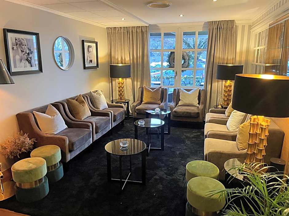 Tvedestrand Fjordhotell