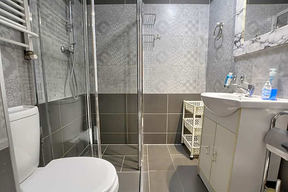 Zajazd Karłów Restauracja & Pokoje Gościnne