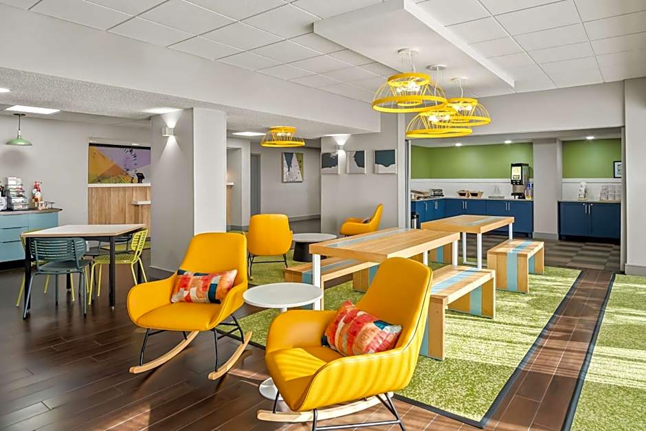 Spark by Hilton Stevensville