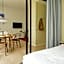 Apēron Apartment Hotel