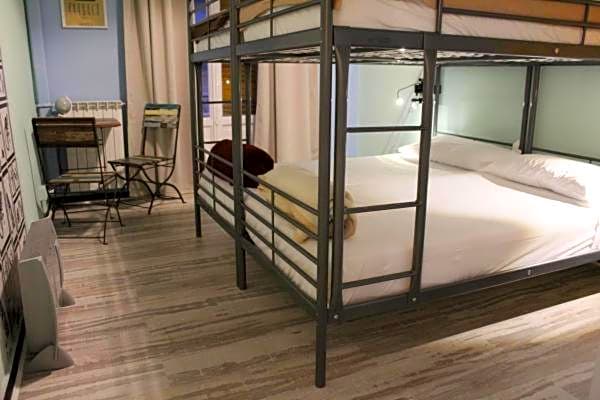 Victoria House Hostel