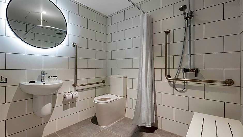 Oaks Wellington Hotel