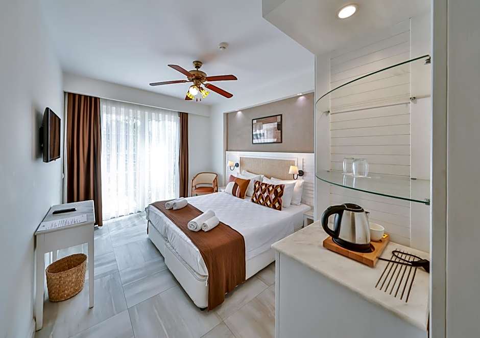 Livia Hotel