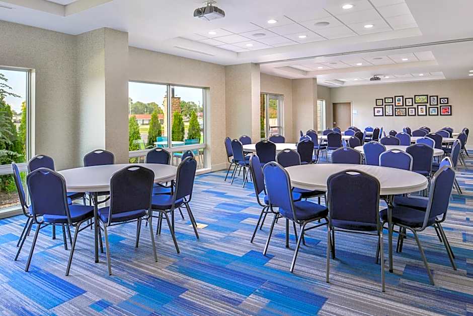 Holiday Inn Express & Suites - Siloam Springs By IHG