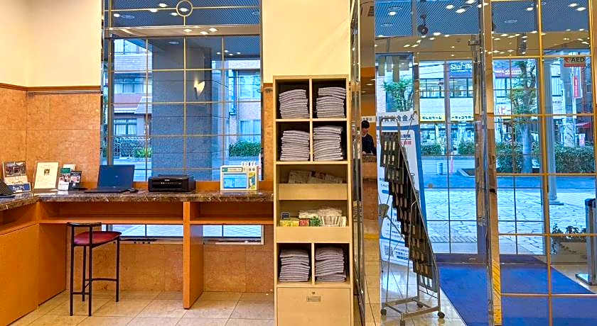 Toyoko Inn Souka-eki Nishi-guchi