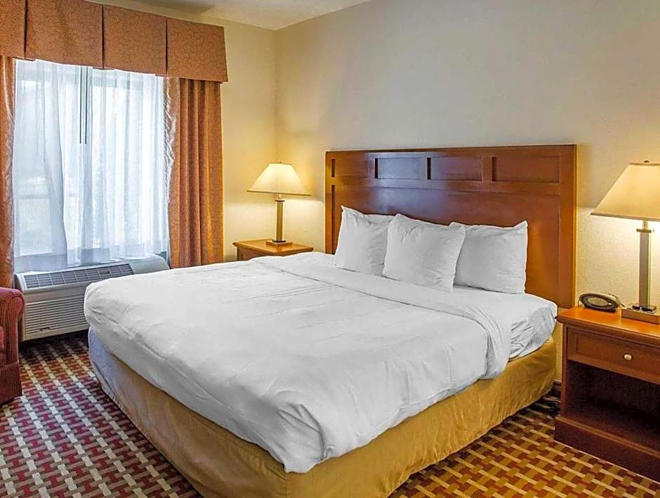 Quality Suites