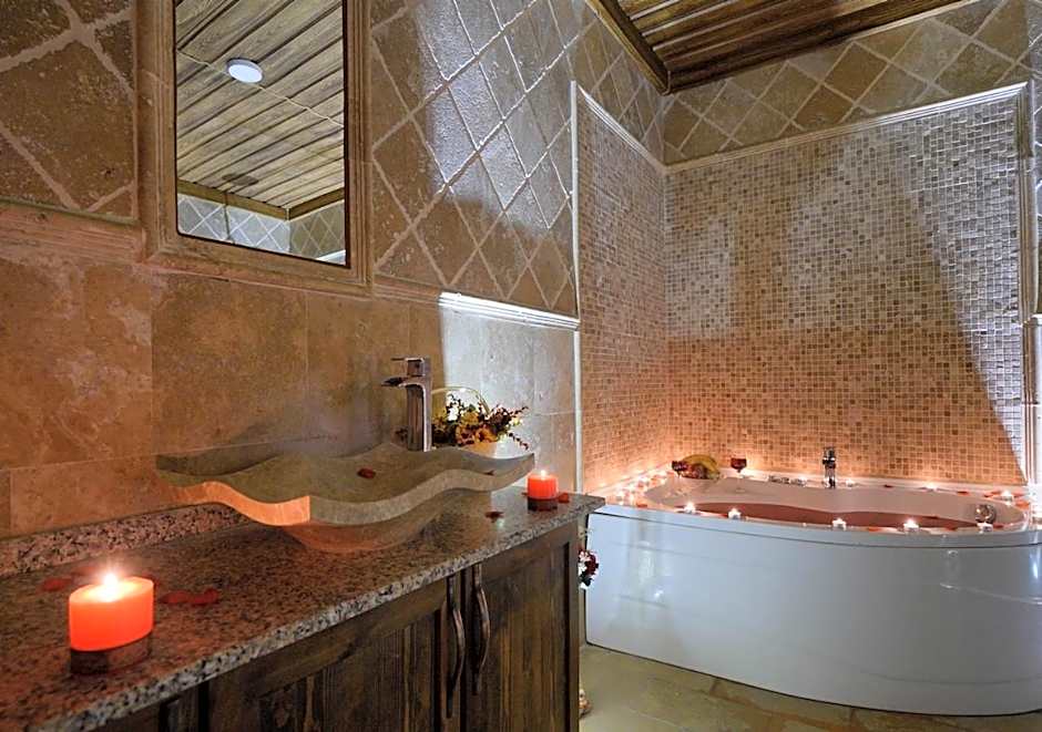 ShoeString Stone House