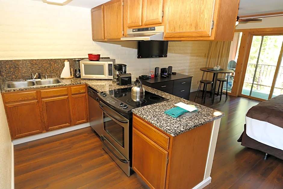 Northlake Lodges & Villas