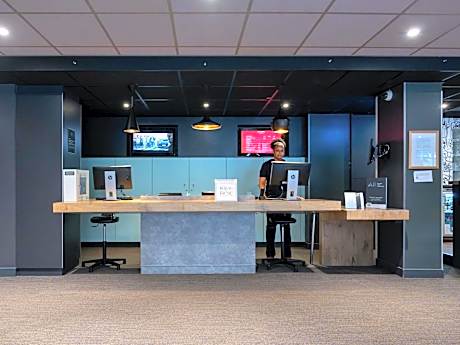 ibis Paris Pont de Suresnes Longchamp