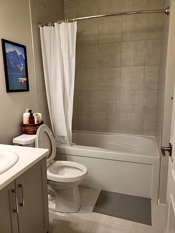 Modern 2 Bed Urban Retreat