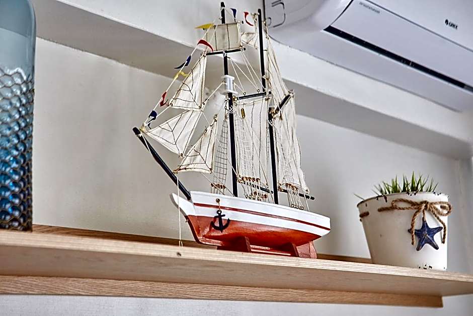 toStay-Unique apartment hotel in Athens center!