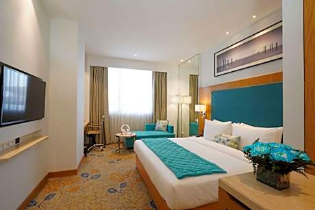 Premium King Room - Non-Smoking