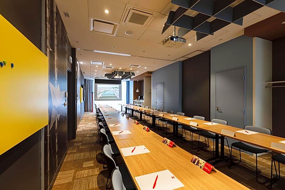 ibis Lyon Carre De Soie
