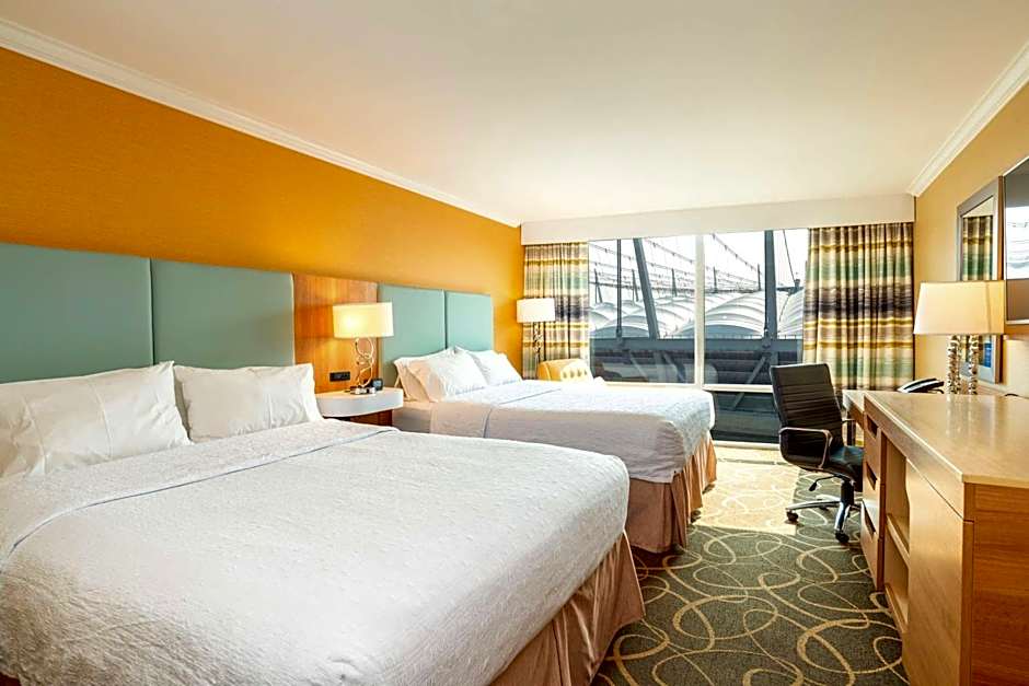 Photo 1 of 1 of 2 Queen Beds, City View